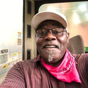 Meet your Posher, Kenneth